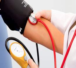 Bảo vệ trái tim trong ngày Tết